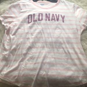 I’m selling a Old Navy shirt that is a 2x.